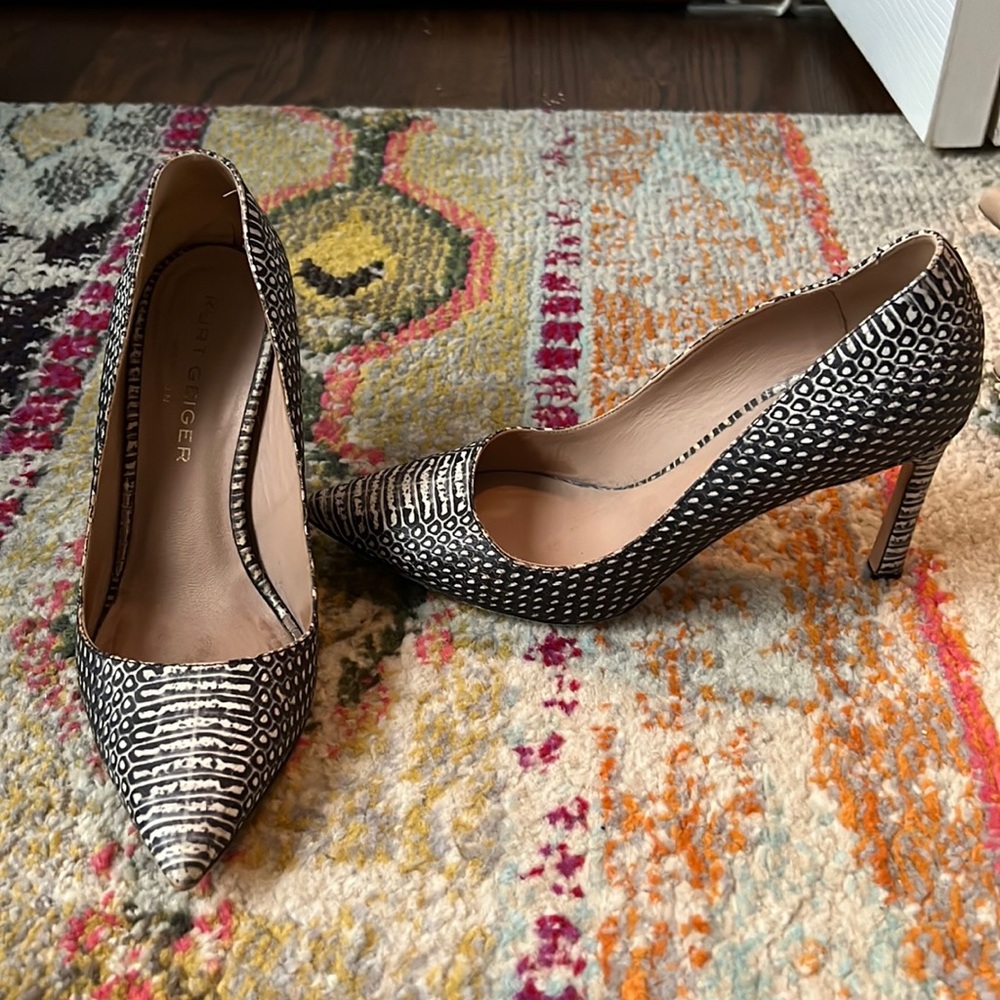 Kurt Geiger London Pumps/Heels